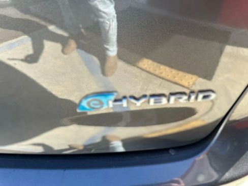 Used 2018 Chrysler Pacifica Limited w/ Advanced Safetytec Group image 26