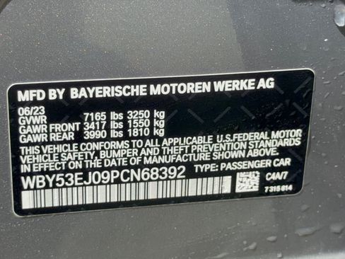 Used 2023 BMW i7 xDrive60 AWD/4WD image 30
