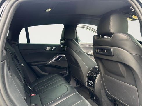 Used 2021 BMW X6 xDrive40i w/ M Sport Package image 27