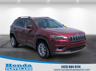 Used 2019 Jeep Cherokee Latitude w/ Cold Weather Group video 1