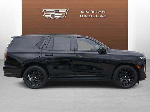 Used 2024 Cadillac Escalade Sport Platinum w/ LPO, ONYX Package AWD/4WD image 6