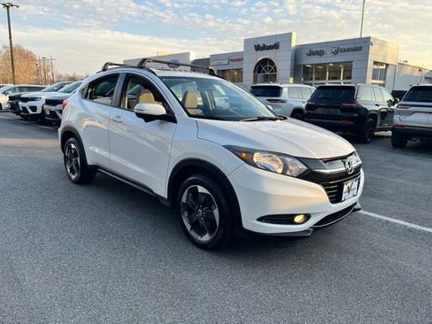 Used 2018 Honda HR-V EX image 4