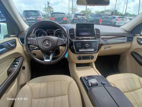 Used 2018 Mercedes-Benz GLE 350 4MATIC image 25