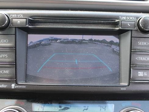 Used 2015 Toyota RAV4 XLE FWD image 3