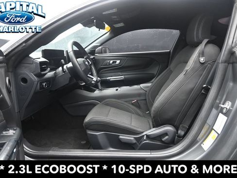 Used 2025 Ford Mustang Coupe RWD image 9