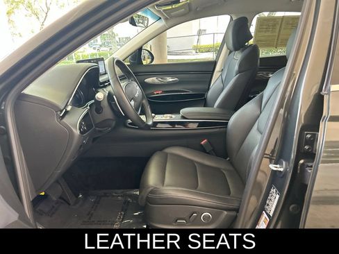 Used 2025 Genesis GV70 2.5T AWD/4WD image 7
