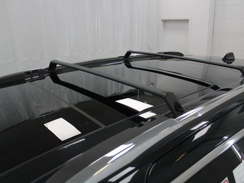 Used 2020 Chrysler Pacifica Limited image 11