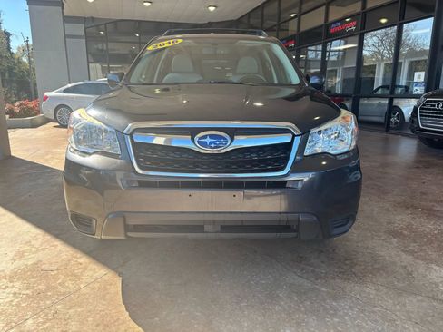 Used 2016 Subaru Forester 2.5i Premium image 2