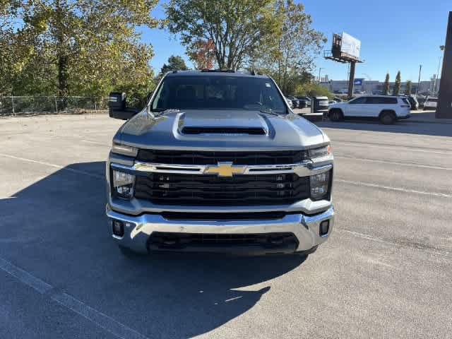 Used 2025 Chevrolet Silverado 3500 LT w/ All Star Edition AWD/4WD image 3