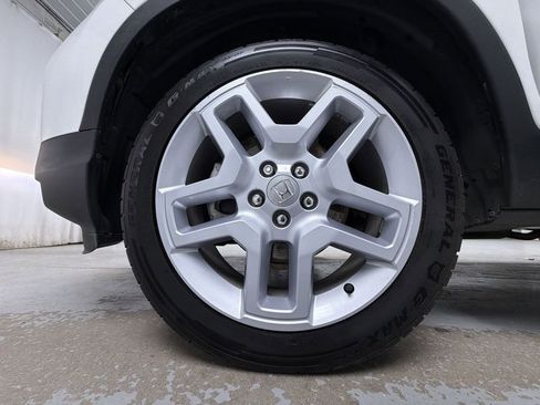 Used 2025 Honda Passport EX-L image 14