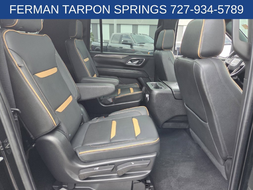 Used 2022 GMC Yukon XL AT4 w/ Technology Package AWD/4WD image 19