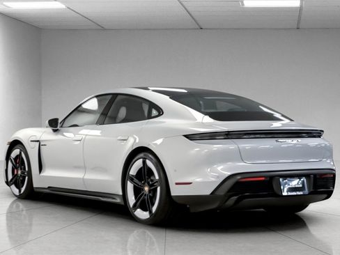 New 2025 Porsche Taycan GTS image 3