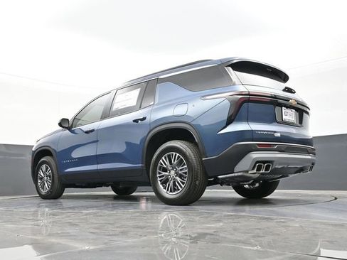 New 2026 Chevrolet Traverse LT w/ Driver Confidence Package image 44