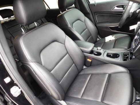 Used 2018 Mercedes-Benz GLA 250 image 25