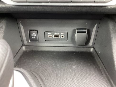 Used 2025 Nissan Sentra SV FWD image 23