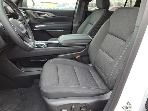 New 2026 Chevrolet Traverse LT w/ Midnight/Sport Edition AWD/4WD image 7