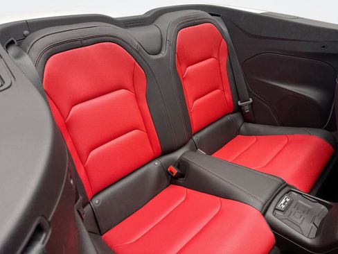 Used 2021 Chevrolet Camaro SS RWD image 17