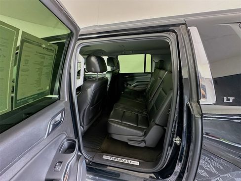 Used 2015 Chevrolet Suburban LT w/ Luxury Package image 25