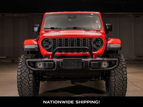 Used 2024 Jeep Wrangler Unlimited Rubicon image 4