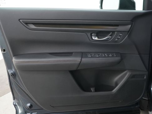 Used 2025 Honda CR-V Sport-L image 21