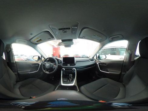 Used 2025 Toyota RAV4 LE image 41