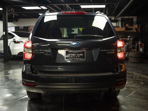Used 2016 Subaru Forester 2.5i w/ Alloy Wheel Package AWD/4WD image 6