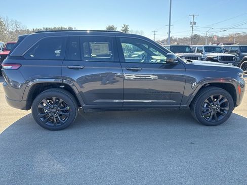 New 2026 Jeep Grand Cherokee Limited image 6