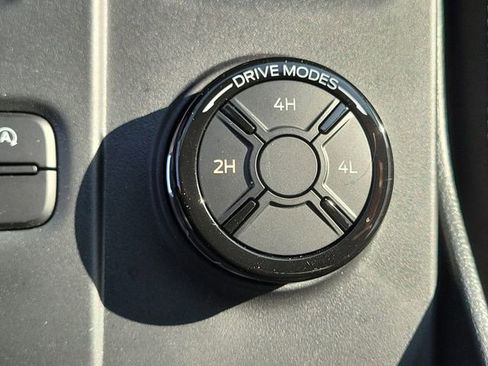 Used 2025 Ford Ranger XLT w/ FX4 Off-Road Package image 12