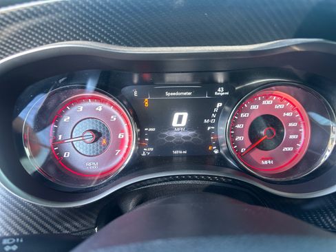 Used 2020 Dodge Charger SRT Hellcat w/ Navigation & Travel Group RWD image 21