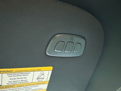 Used 2015 Ford F150 Lariat image 26