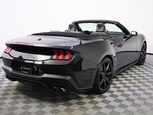 Used 2024 Ford Mustang GT Premium RWD image 13