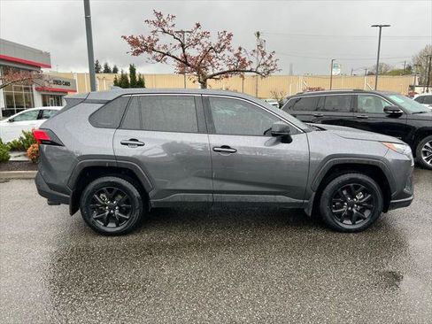 Certified 2024 Toyota RAV4 LE AWD/4WD image 6