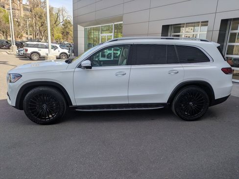 Used 2023 Mercedes-Benz GLS 450 4MATIC image 7