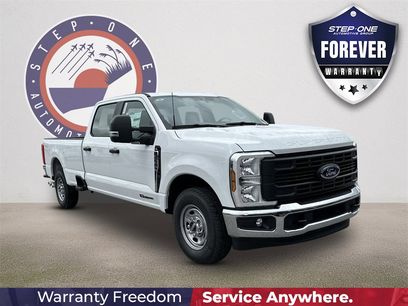 New 2025 Ford F250 XL w/ XL Chrome Package