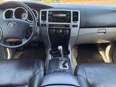 Used 2005 Toyota 4Runner Sport RWD image 35