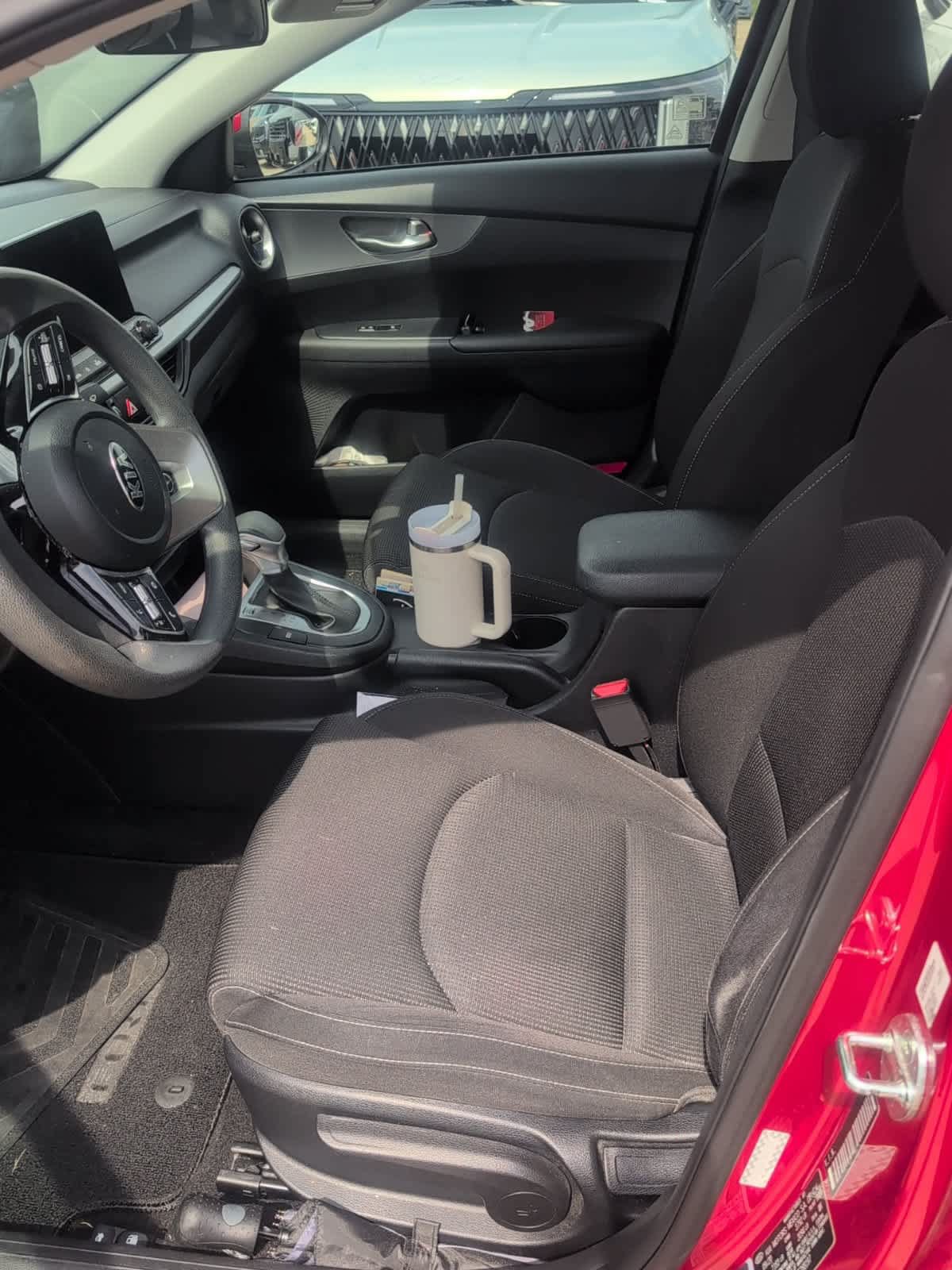 Used 2021 Kia Forte LXS FWD image 4
