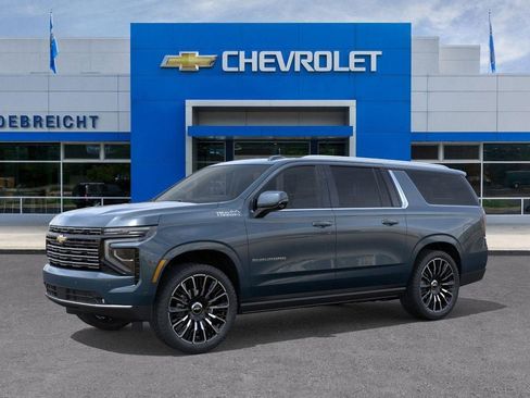 New 2026 Chevrolet Suburban High Country image 2