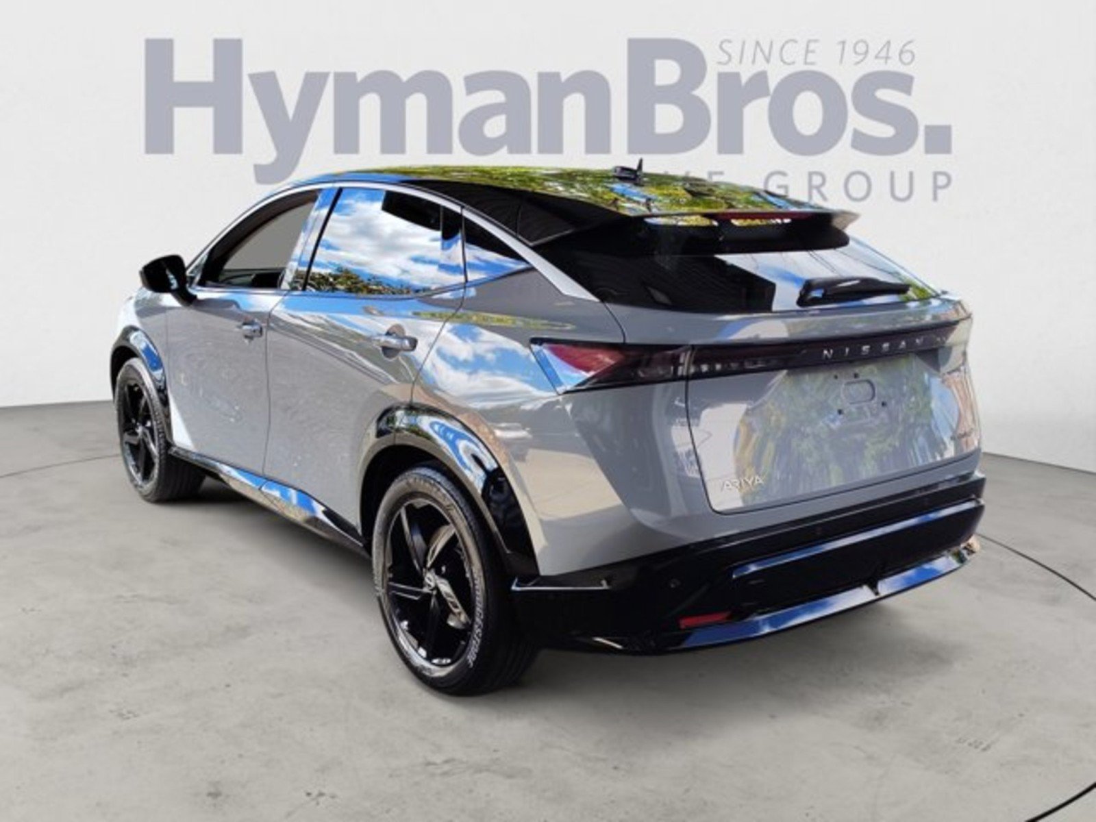 Used 2023 Nissan Ariya FWD image 5