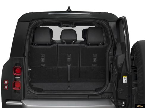 Used 2025 Land Rover Range Rover Long Wheelbase SE image 9