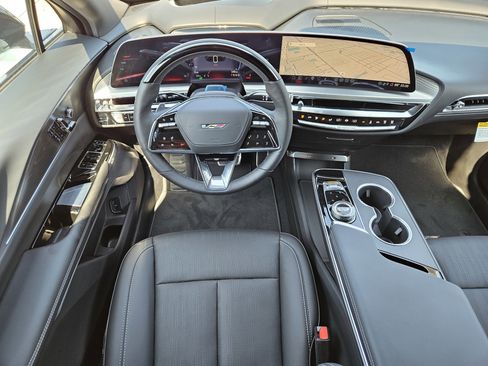 New 2026 Cadillac Lyriq V image 15
