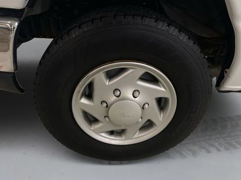 Used 2013 Ford E-250 and Econoline 250 w/ Commercial Cargo Van Pkg RWD image 16