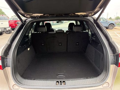 Used 2018 Lincoln MKX Select w/ Select Plus Package AWD/4WD image 15