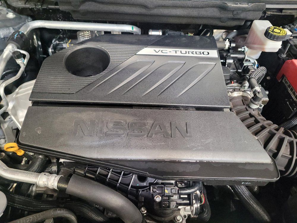 Used 2025 Nissan Rogue SV w/ SV Premium Package FWD image 30