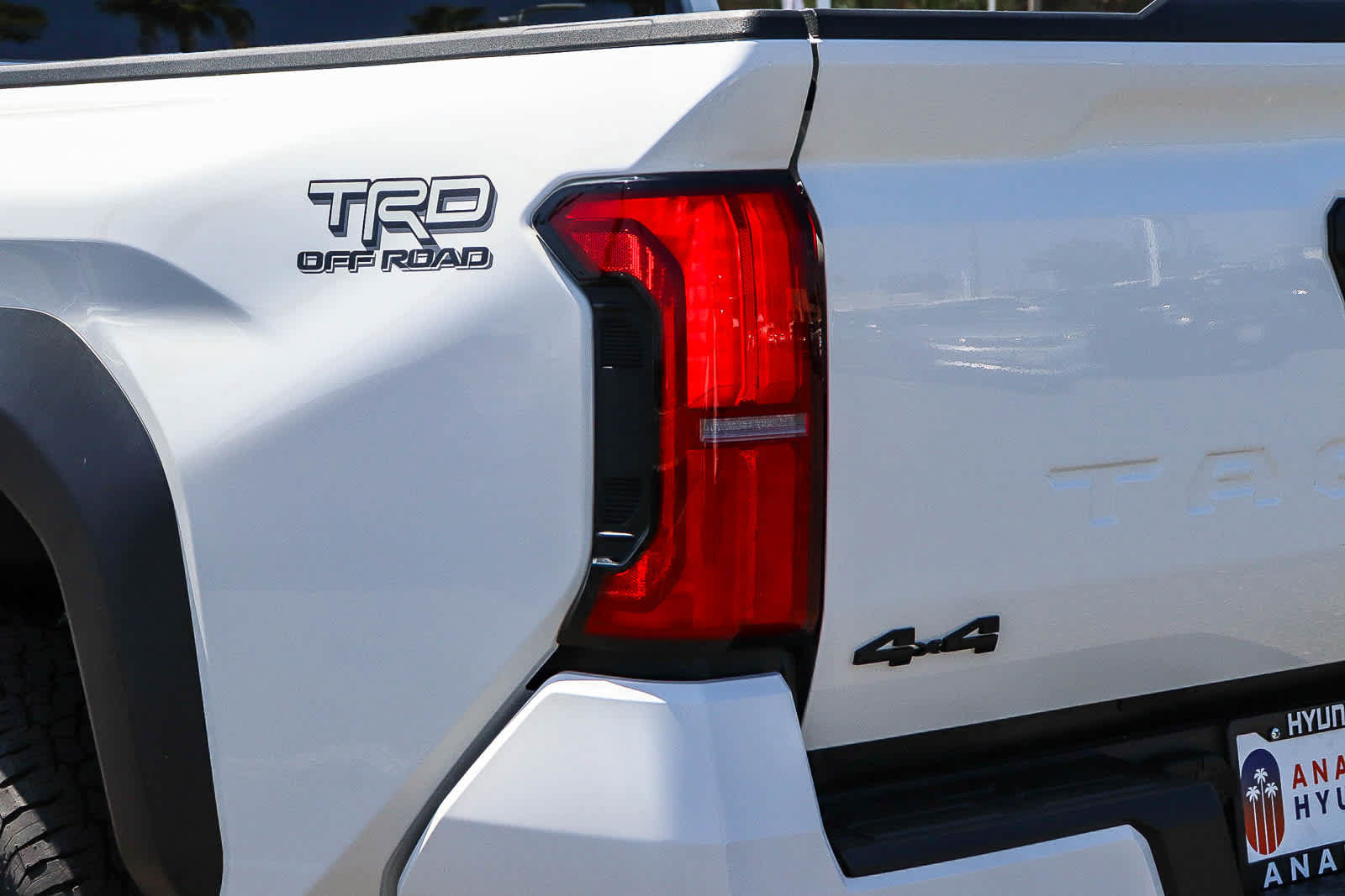 Used 2025 Toyota Tacoma TRD Off-Road AWD/4WD image 11