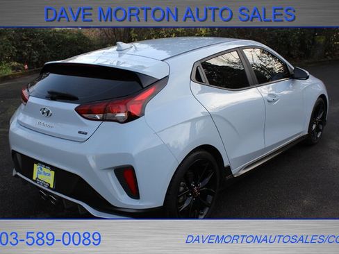 Used 2019 Hyundai Veloster Turbo R-Spec image 4