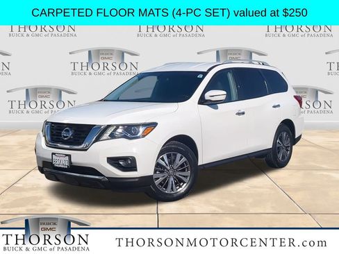 Used 2020 Nissan Pathfinder SV image 1