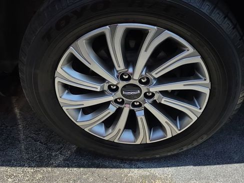 Used 2024 Lincoln Navigator Premiere AWD/4WD image 5