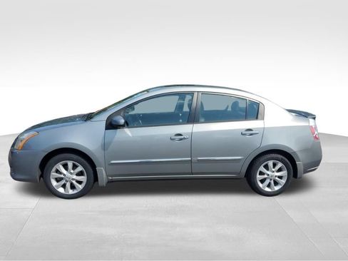 Used 2012 Nissan Sentra 2.0 SL w/ Special Value Pkg FWD image 2
