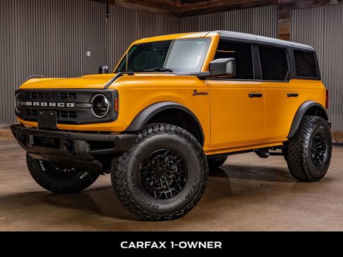 Used 2022 Ford Bronco Black Diamond image 5