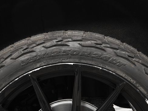 Used 2026 GMC Yukon Denali Ultimate image 40